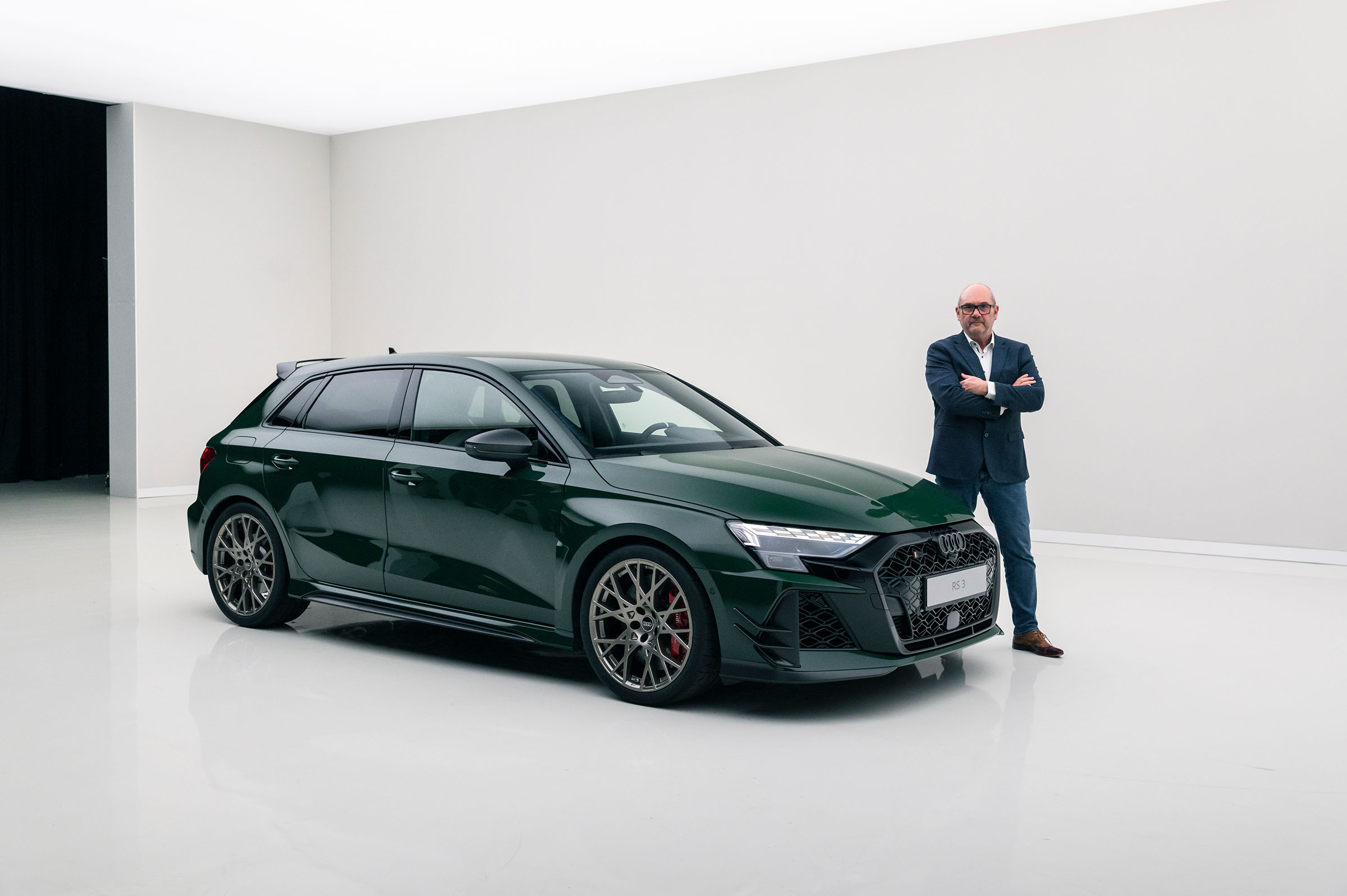 Audi RS 3 Competition Limited Vorstellung & Sitzprobe - AutoScout24 ...