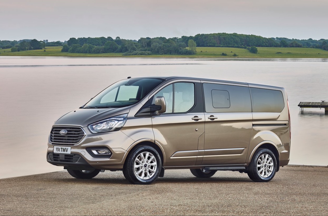 Ford Tourneo Custom - Infos, Preise, Alternativen - AutoScout24