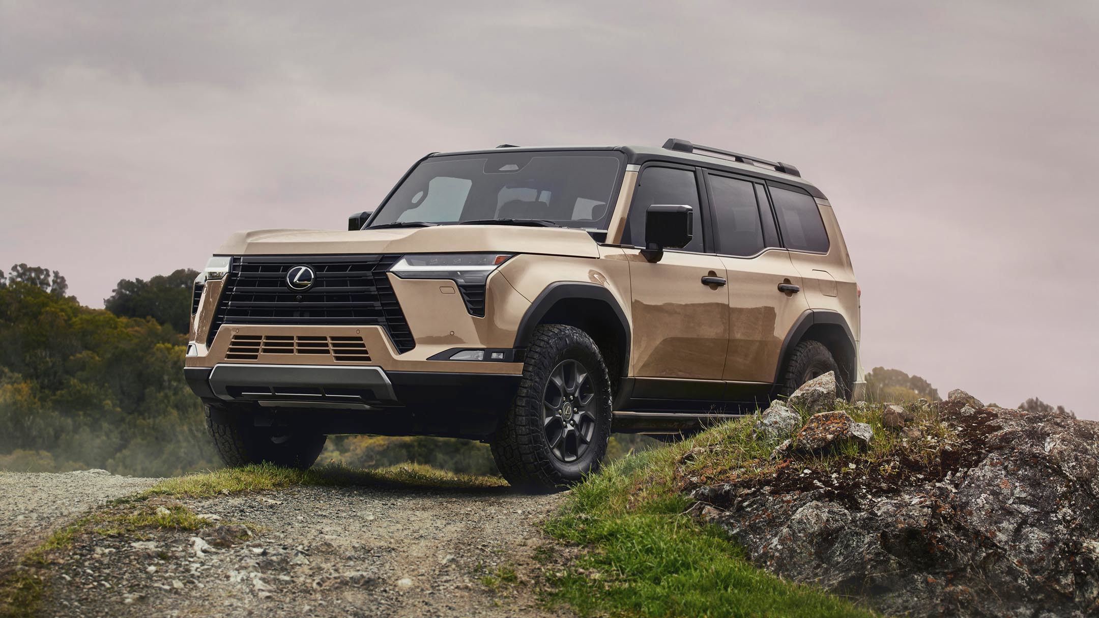 All-New 2024 Lexus GX Debuts as Big, Boxy Off-Roader - AutoTrader.ca