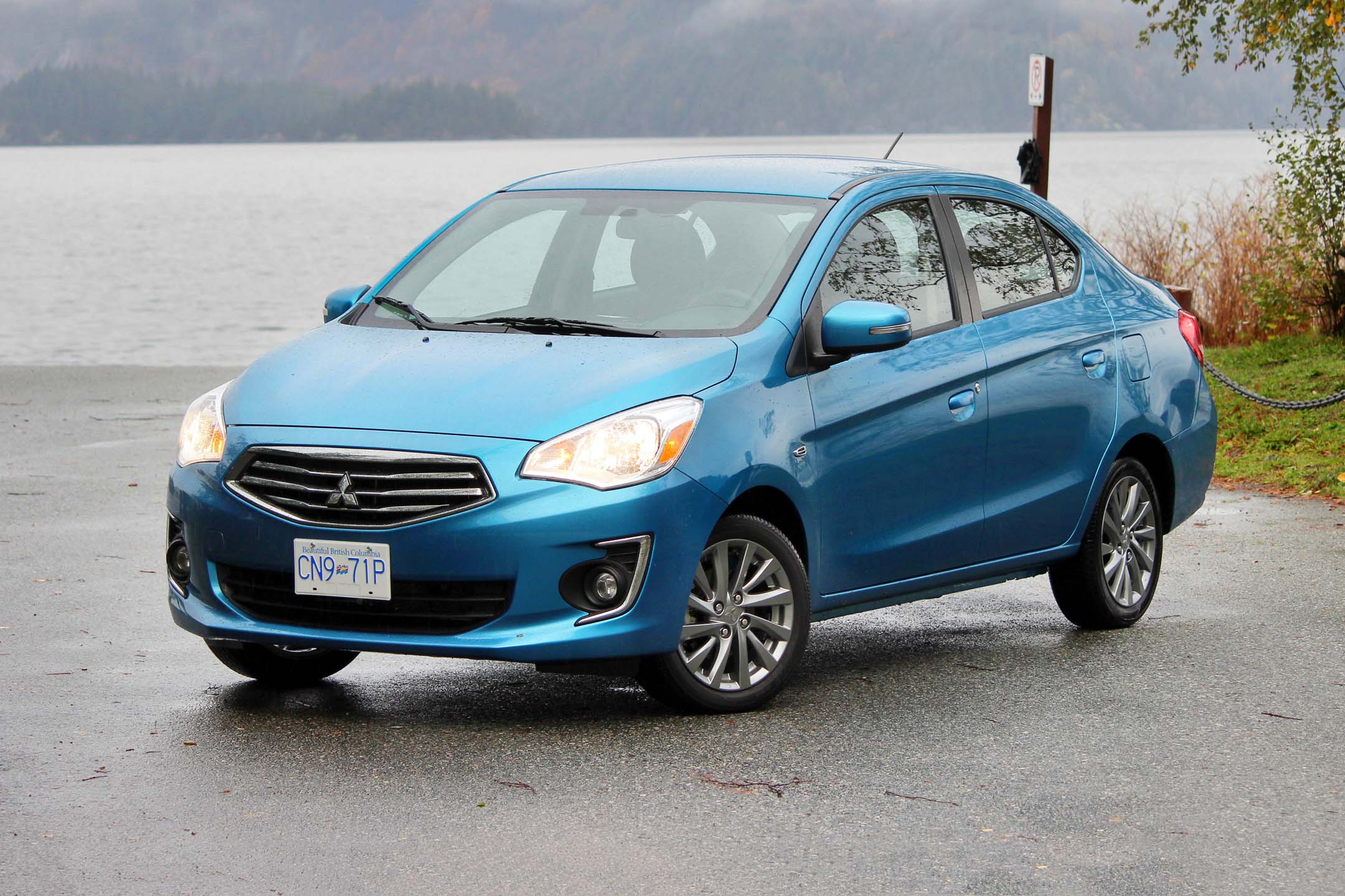 2017 Mitsubishi Mirage G4 Test Drive Review - AutoTrader.ca