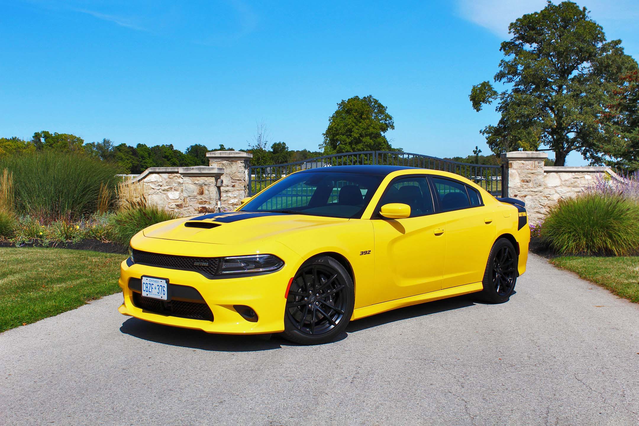 2017 Dodge Charger Daytona Scat Pack 392 test drive review