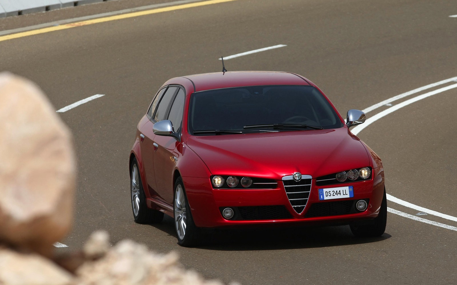 Zorgvuldig lezen Interpersoonlijk Belang Alfa Romeo 159: afmetingen, interieurs, motoren, prijzen en concurrenten -  AutoScout24