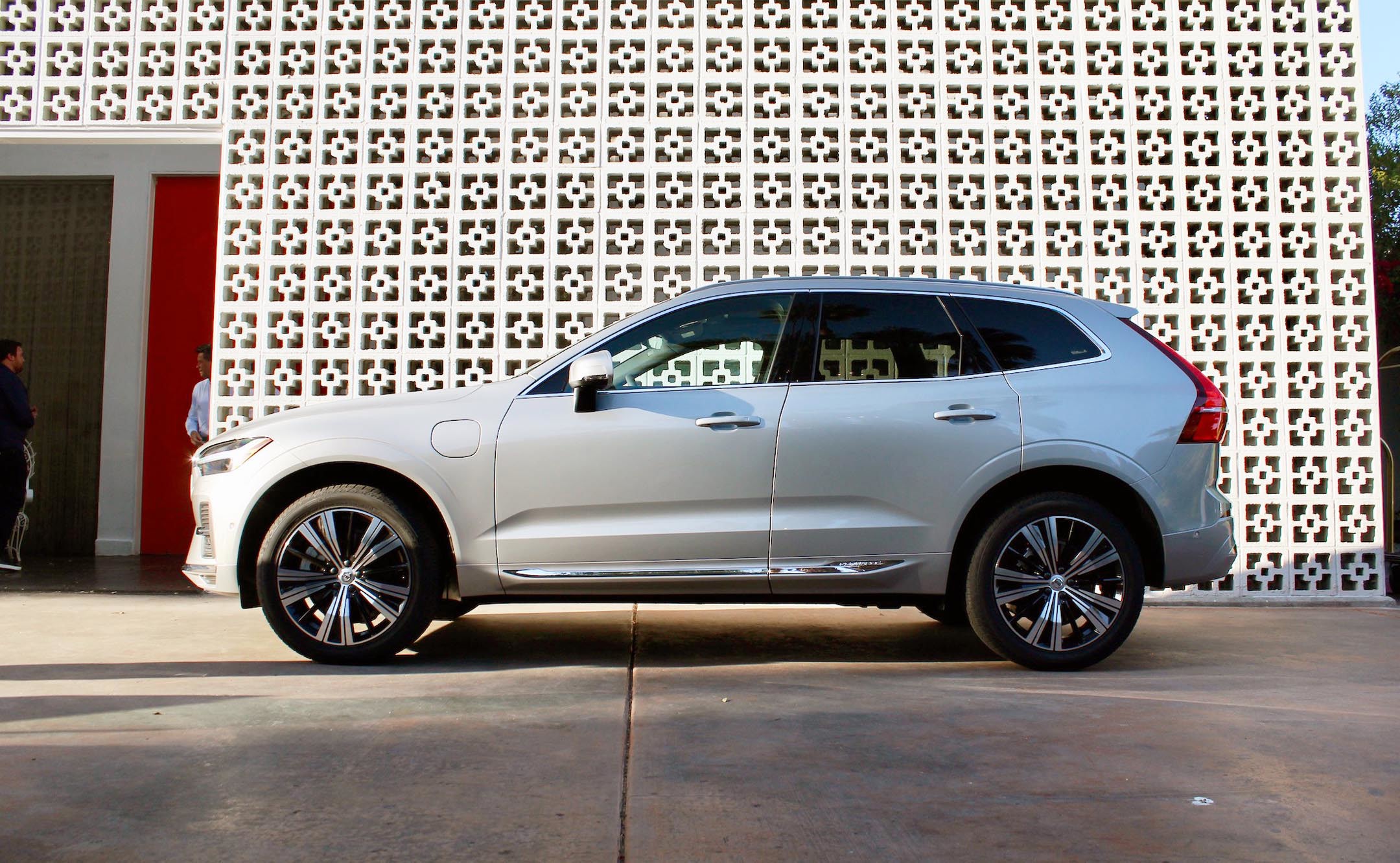 2022 Volvo XC60 Recharge Extended Range First Drive Review
