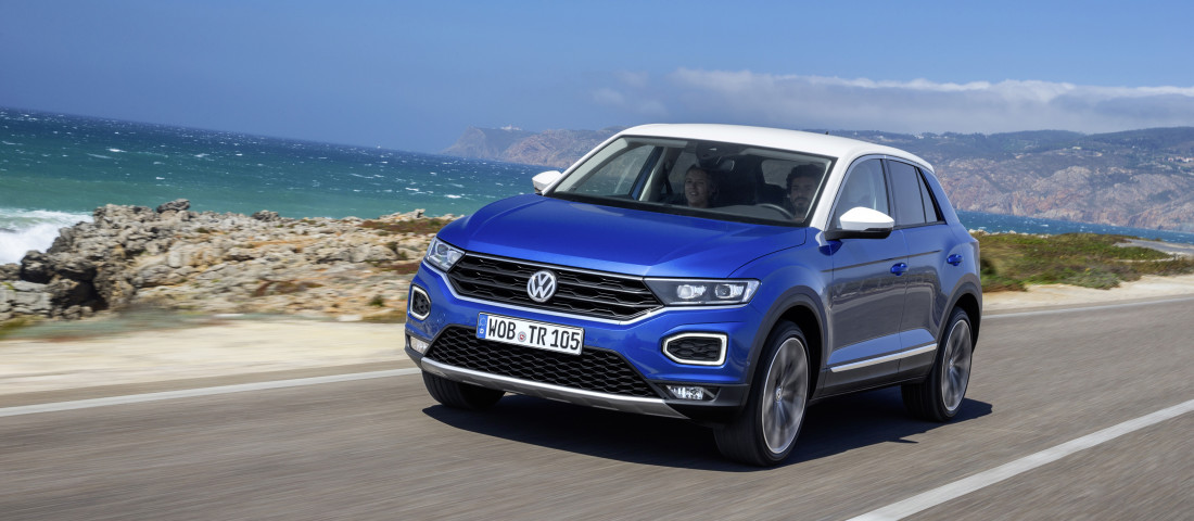 Volkswagen T-Roc: dimensioni, interni, motori, prezzi e