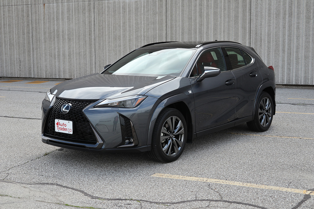 2025 Lexus UX Review - AutoTrader.ca