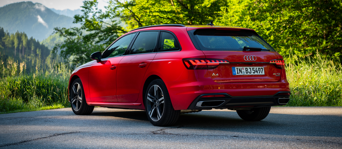 Audi A4 Avant: dimensioni, interni, motori, prezzi e concorrenti -  AutoScout24