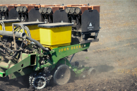 Close-up of a SIMPAS planter at work