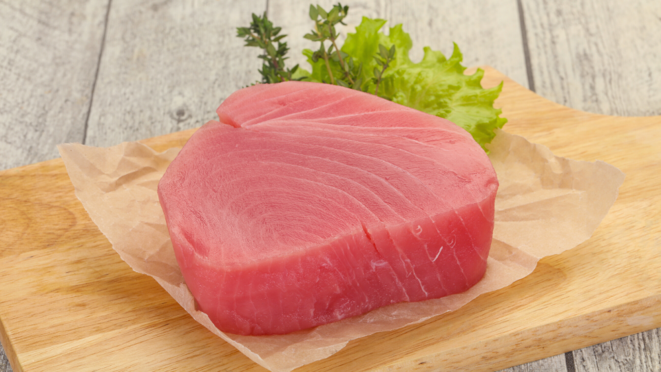 is fresh tuna good for dogs