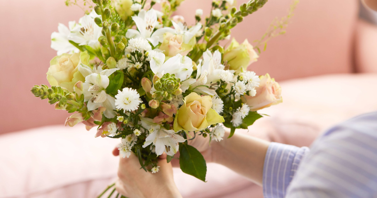 A Very Fast and Convenient Way To Send Flowers Using A Flower Delivery Service