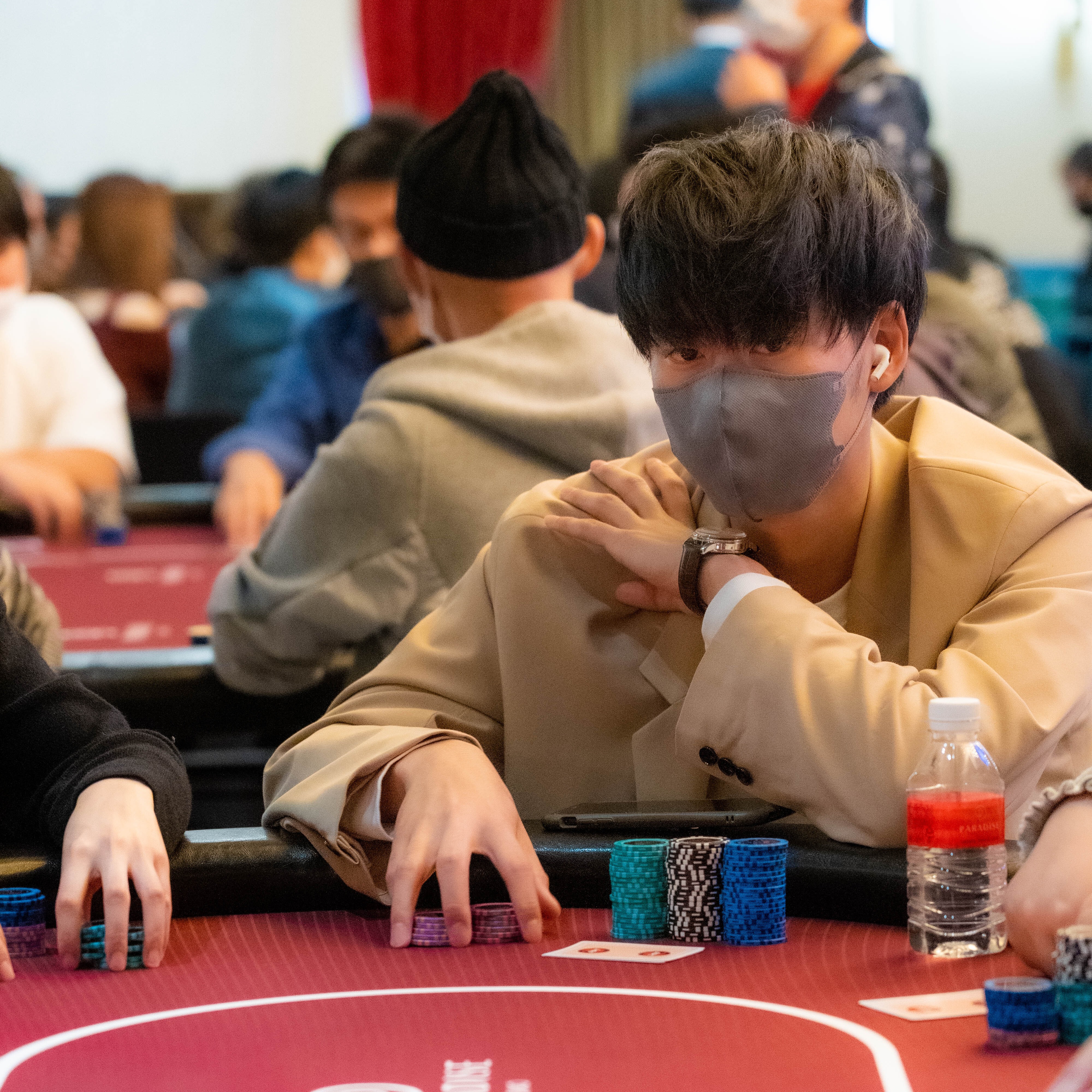 ROOTS GLOBAL PLAYERS