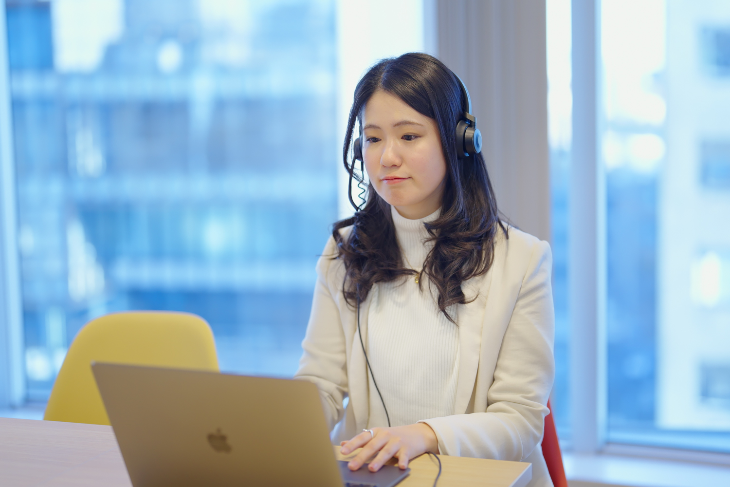 C0072 (0;03;21;16) 00000