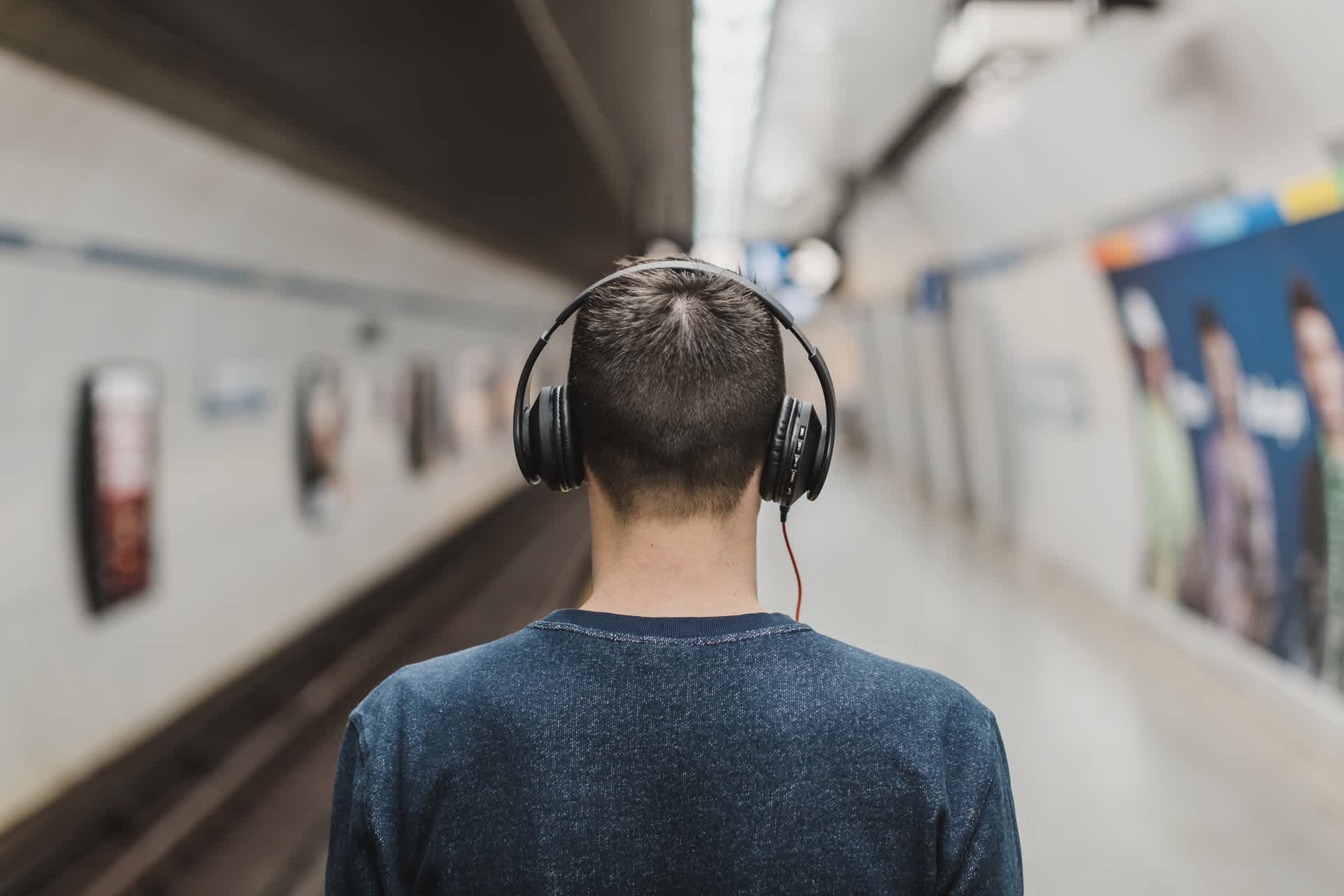 spotify aiops playlist image with title