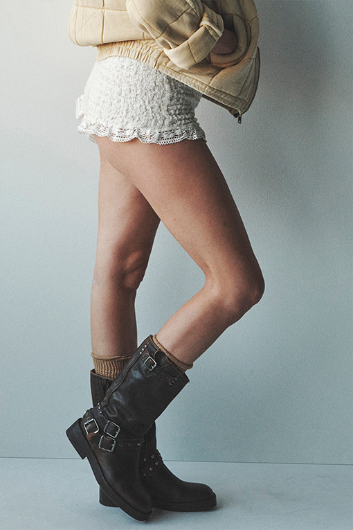 dress boots with shorts How to Style Boots with Shorts