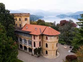 Tetto Gozzano vista lago