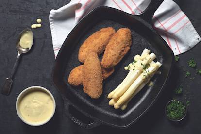 Quorn vegane Schnitzel mit Spargel