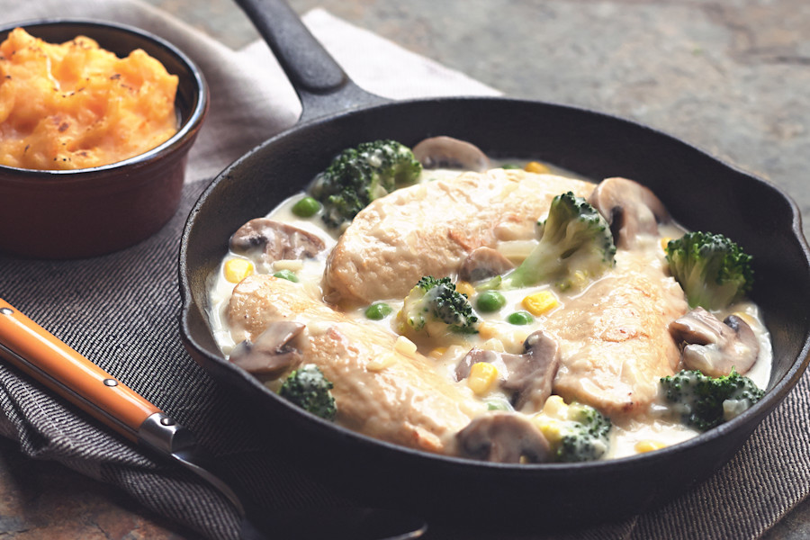 Quick, Easy, Vegetarian &amp; Meat Free Chicken Casserole Recipe | Quorn