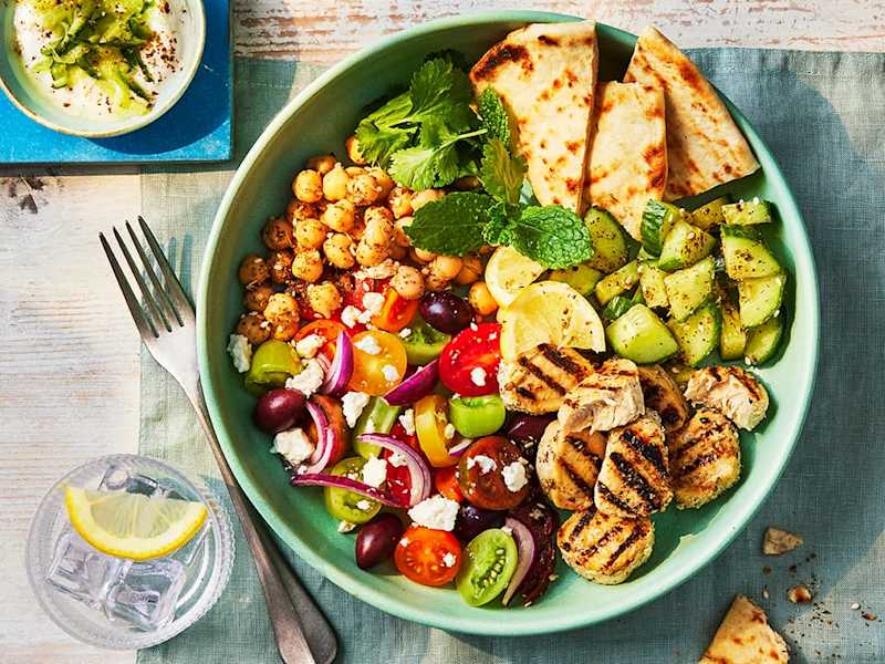 Vegetarian Gyros Bowl Recipe With Meat-Free Quorn Pieces