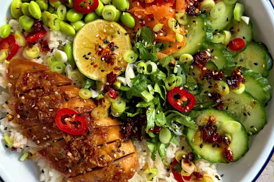 Honey garlic chicken with Quorn Fillets, served with rice and vegetables