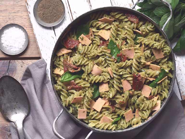 quorn vegan smoky ham, sundried tomato and avocado pesto pasta gluten free recipe