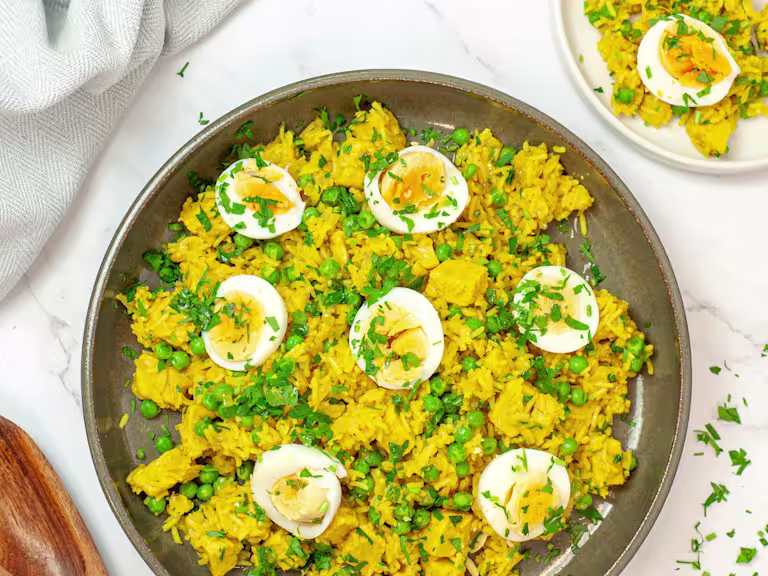 Vegetarian Kedgeree with Quorn Vegetarian Fillets in a dish
