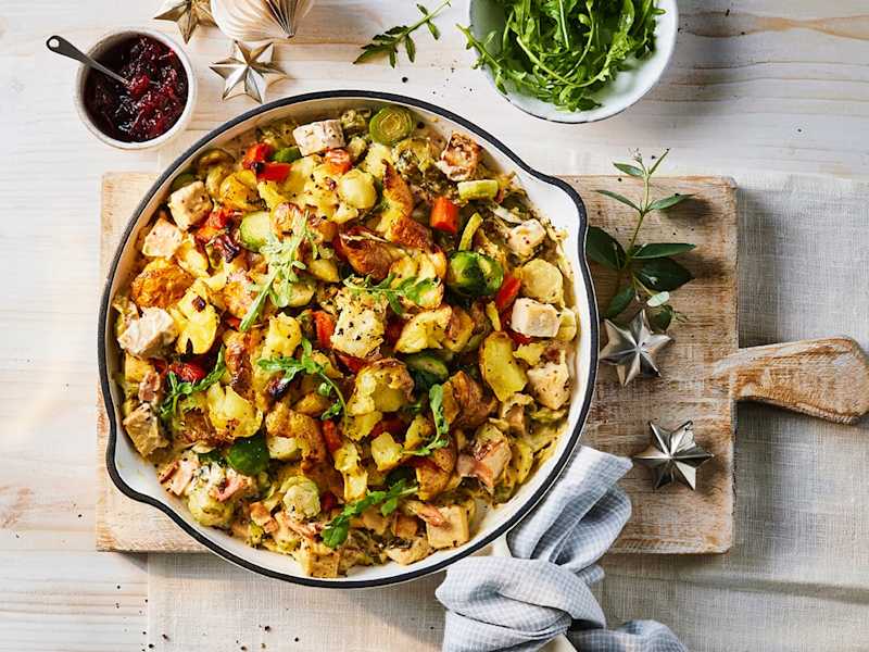 Quorn Festive Bubble and Squeak Vegetarian Pie | Quorn