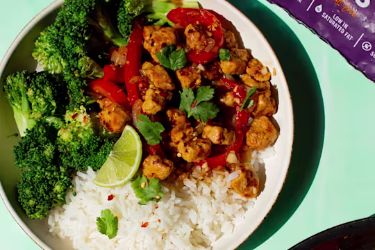 Quorn Vegetarian Pieces Teriyaki with Basmati Rice and Broccoli