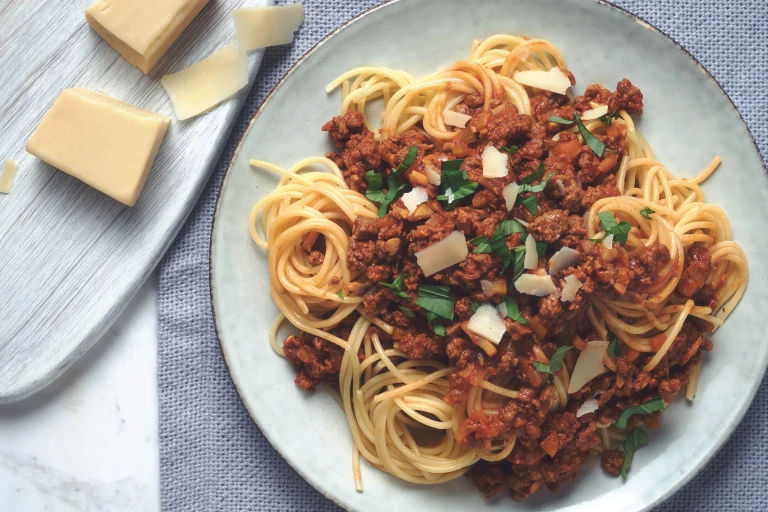 Spaghetti Bolognese mit vegetarischem Quorn Gehacktem