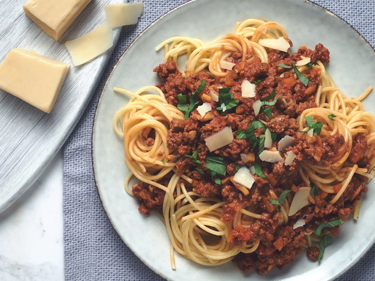 Spaghetti Bolognese mit vegetarischem Quorn Gehacktem