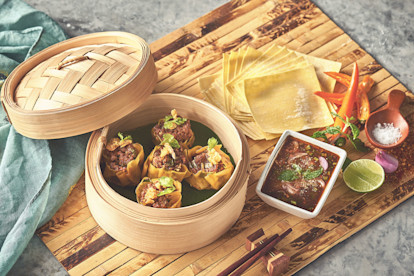 Quorn Larb Dumpling