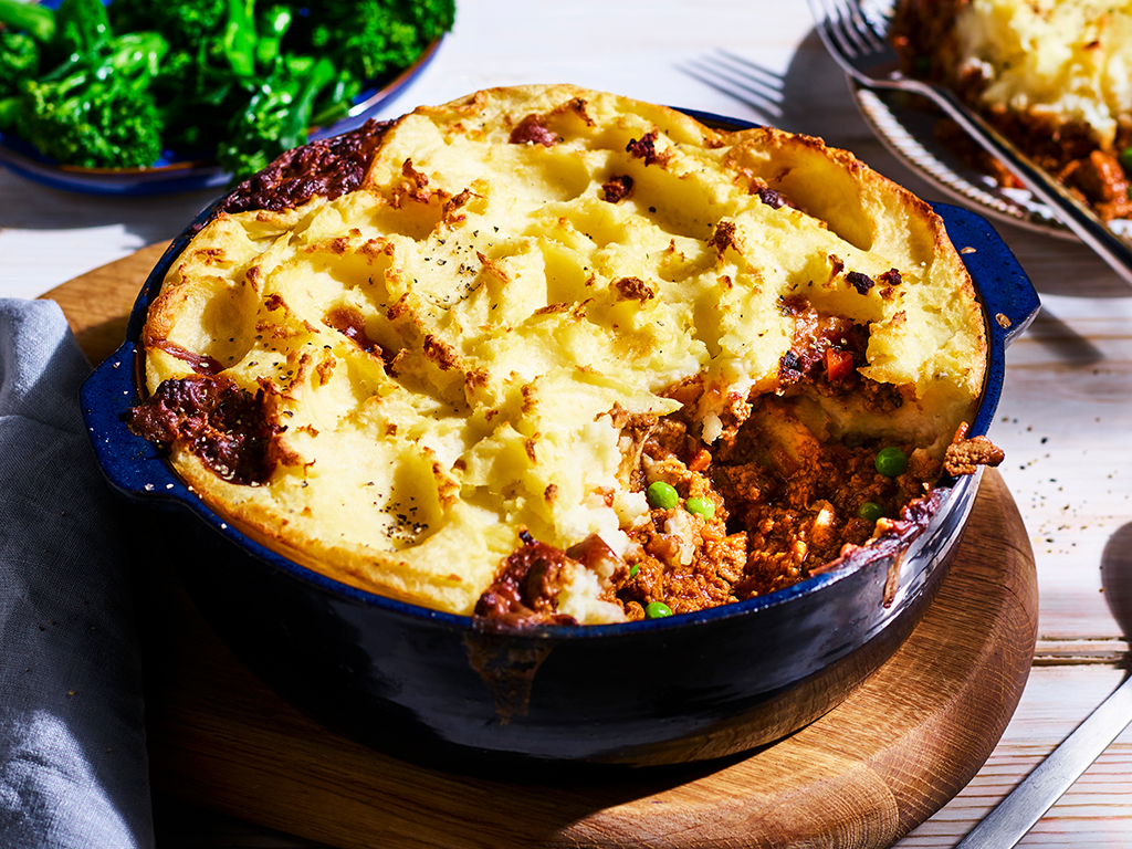 Vegetarian Cottage Pie Recipe | Meat Free | Quorn