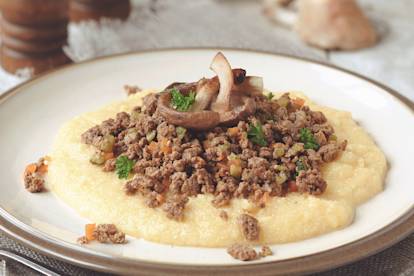 Macinato Quorn: Polenta Con Ragu’ Vegetariano