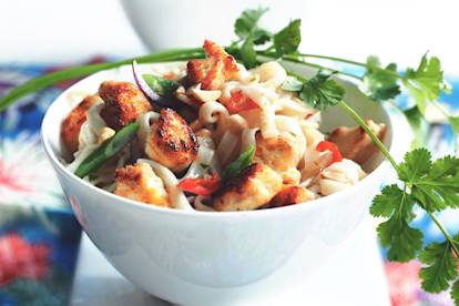 pad thai with quorn pieces vegetarian recipe