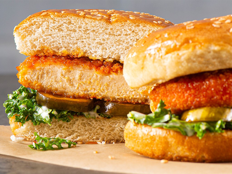 Air Fryer Nashville-Style Sandwich | Meat-Free Recipes | Quorn