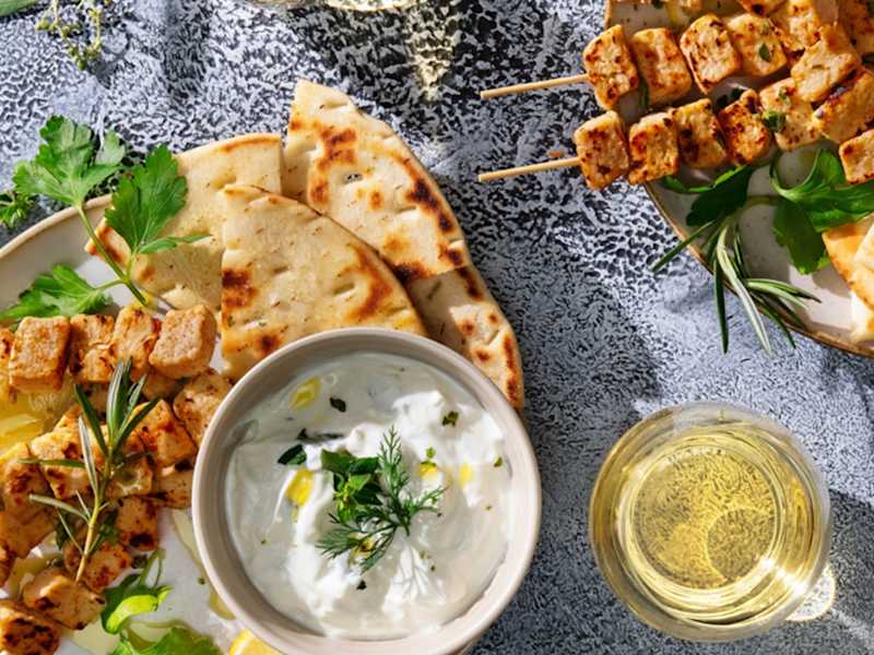 Vegan Souvlaki & Tzatziki Recipe With Meat-Free Quorn Pieces