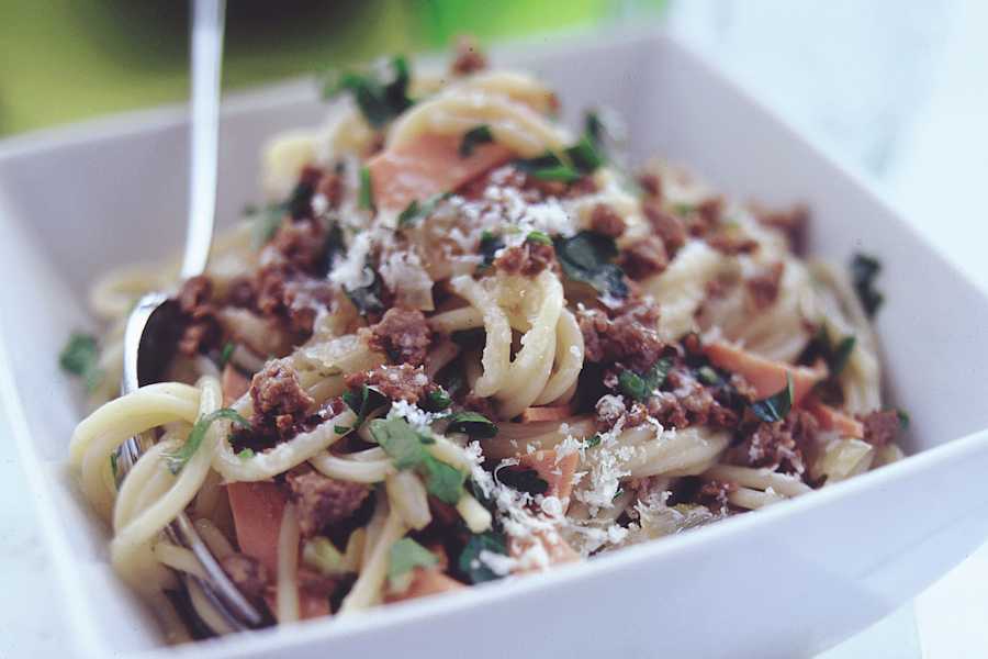 Vegetarian Carbonara Recipe With Meat-Free Quorn Pieces