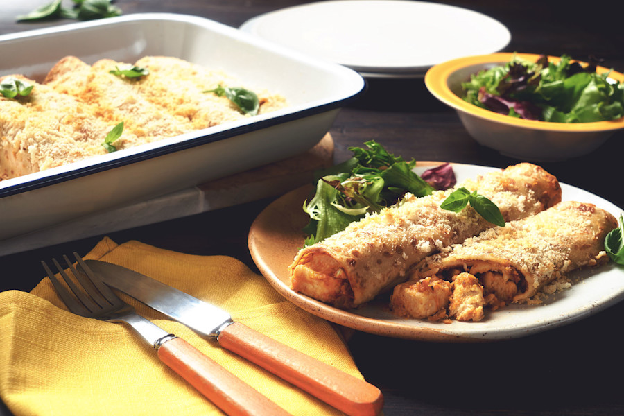 Vegetarian & Meat Free Chicken Tray Bake & Pancakes Recipe | Quorn