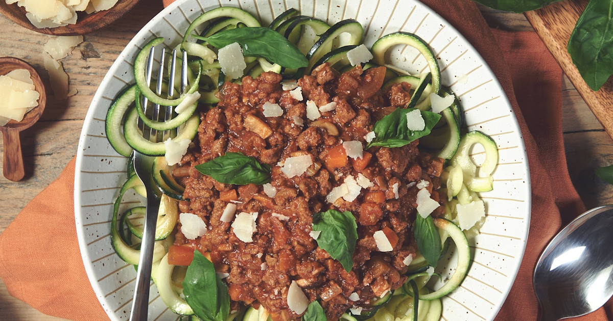 Quorn Meat Free Courgetti Bolognese Recipe | Quorn SG
