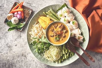ขนมจีนน้ำยาควอร์น