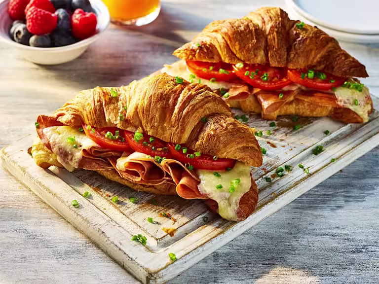 Air Fryer Croissant 1024x768