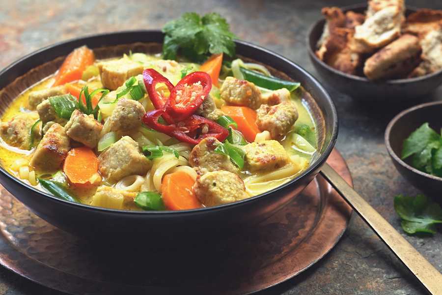 Easy Thai Noodle Soup with Quorn Pieces | Quorn