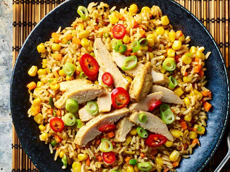 Quorn Meatless Fillets with Vegetarian Chinese Rice | Quorn