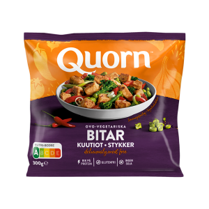 A bag of Quorn Pieces showing the prepared product and information on an orange and charcoal background.