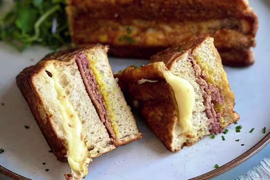 Monte Cristo Sandwich with Quorn Yorkshire Ham Style Slices