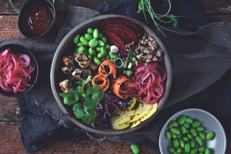 A meat free, veggie bowl made with Quorn Pieces, edamame beans, picked onions, sliced carrot, beetroot, radish and grains