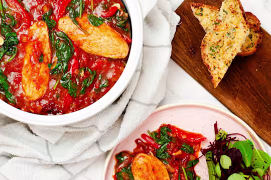 Vegetarian chicken crockpot using Quorn fillets with garlic bread and salad on the side