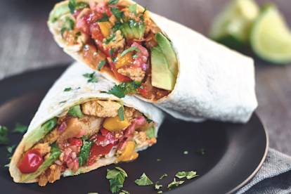Wraps mit Mango-Salsa und Quorn Vegetarischem Geschnetzelten