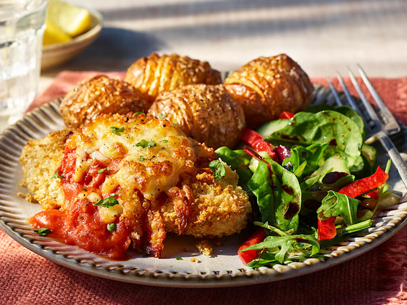 Air Fryer No Chicken Parmesan with Quorn Fillets | Quorn