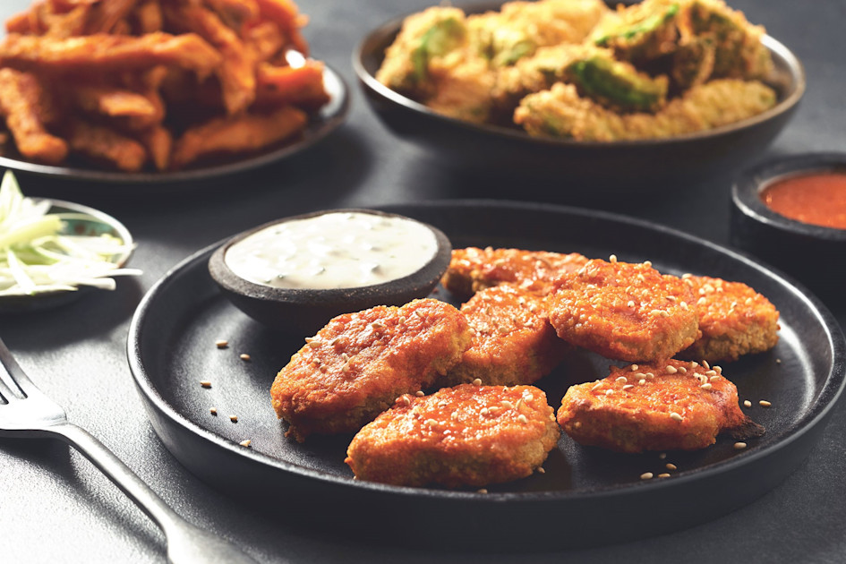 Quorn Vegan Buffalo Nuggets with Blue Cheese-Style Sauce ...