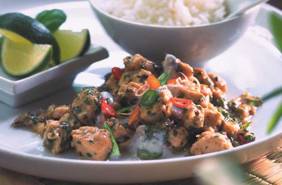 Thai Curry with Quorn Meat Free Pieces Recipe | Quorn SG