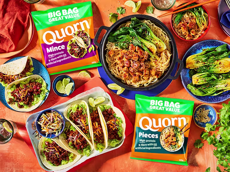 Quorn Vegetarian Mince big bag packaging.
